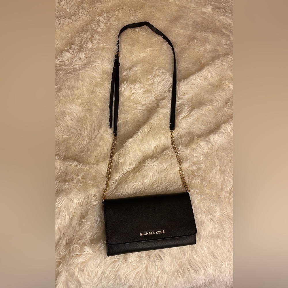 COPY - MK CROSS BODY BLACK